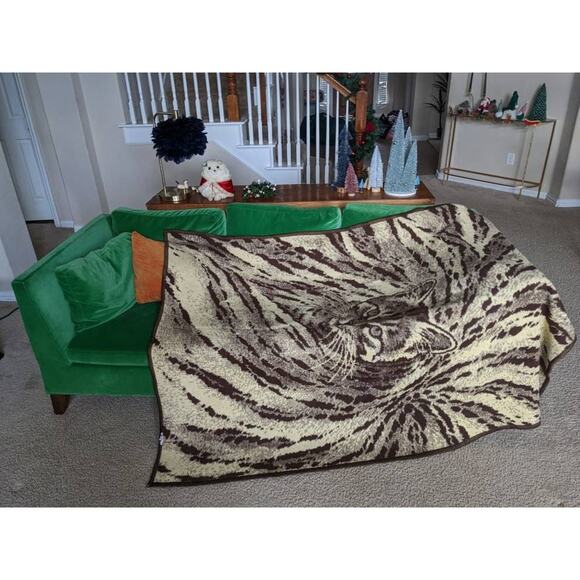 vintage KITTY CAT Print Reversible BLANKET fleece cream brown animal print - Picture 1 of 9